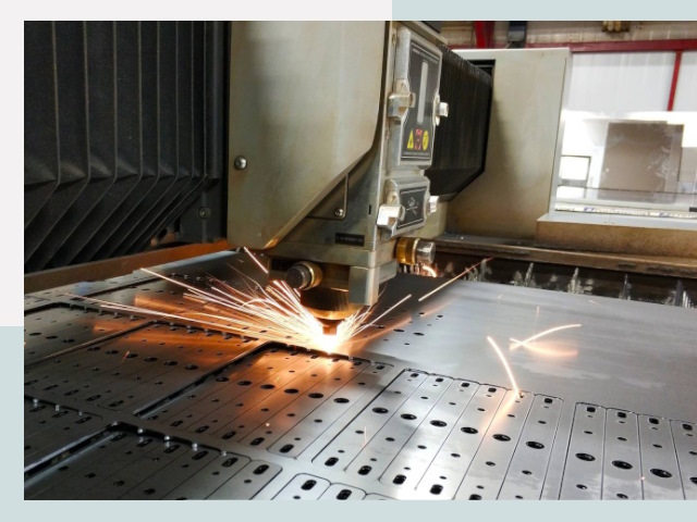 Лазерная резка металла в Мысках от 609 руб.